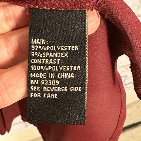 Burgundy high low top multi media Diane Gilman - Picture 8 of 12